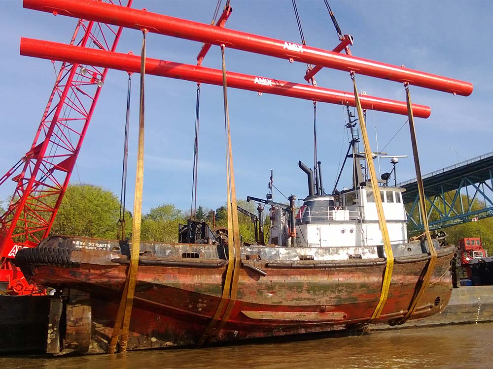 gallery-boat-hoisting